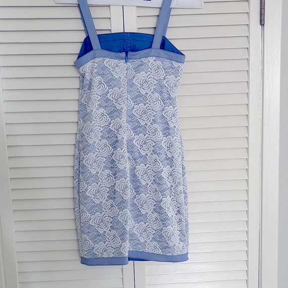 Guess Dress size 4 - Picture 2 of 2